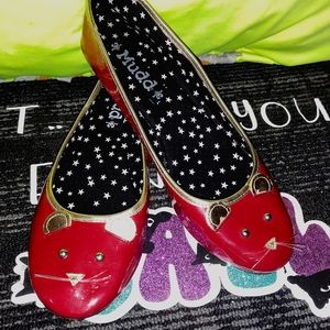 Red mouse flats